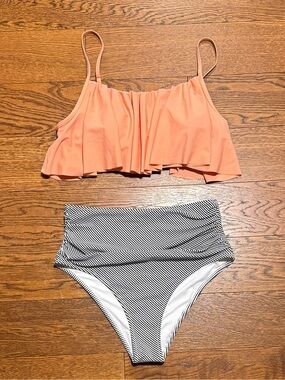 Women's Cupshe Seaside Gale Falbala Two Piece Swimsuit NWOT High Waisted Flowy